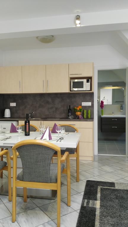 Fueredi Haz Apartman Lägenhet Sopron Exteriör bild