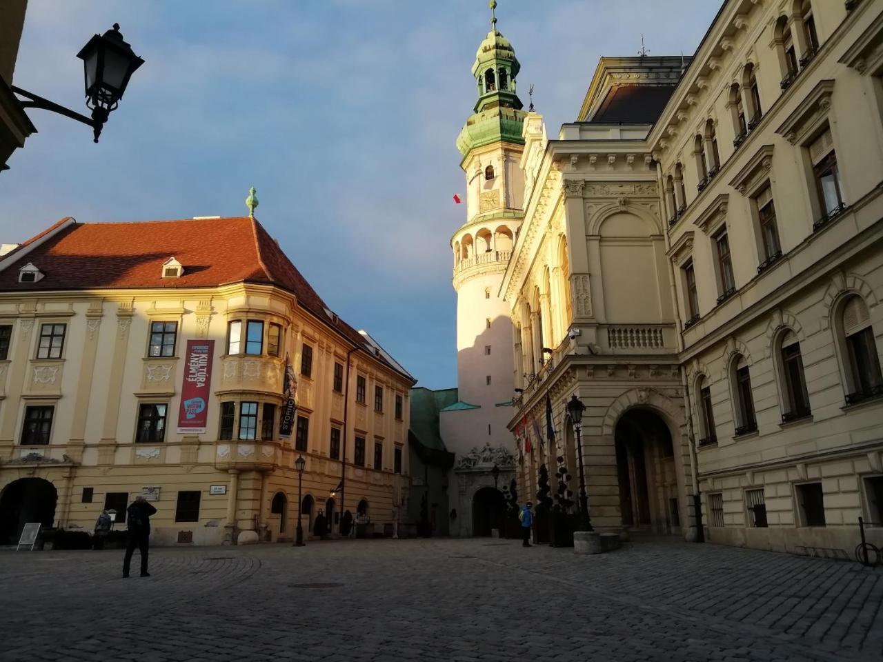Fueredi Haz Apartman Lägenhet Sopron Exteriör bild